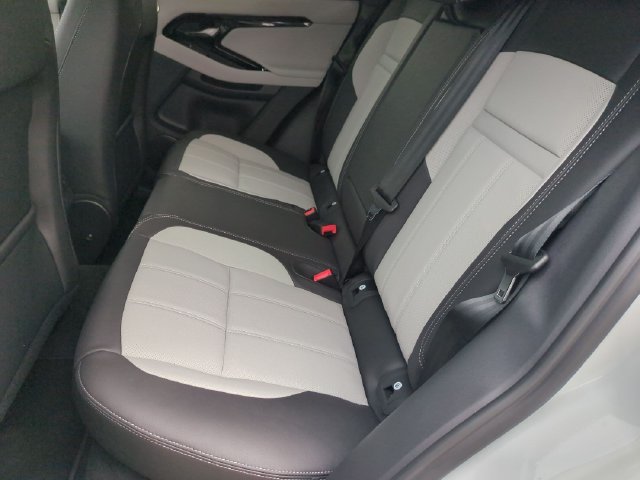 New 2026 Land Rover Range Rover Evoque Hoxton AWD/4WD image 15