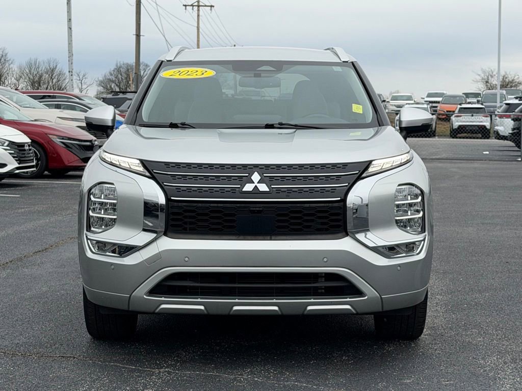 Used 2023 Mitsubishi Outlander SEL image 10