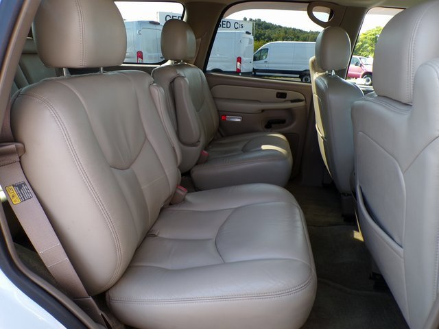 Used 2003 GMC Yukon SLT w/ 1SD Preferred Equipment Group image 10