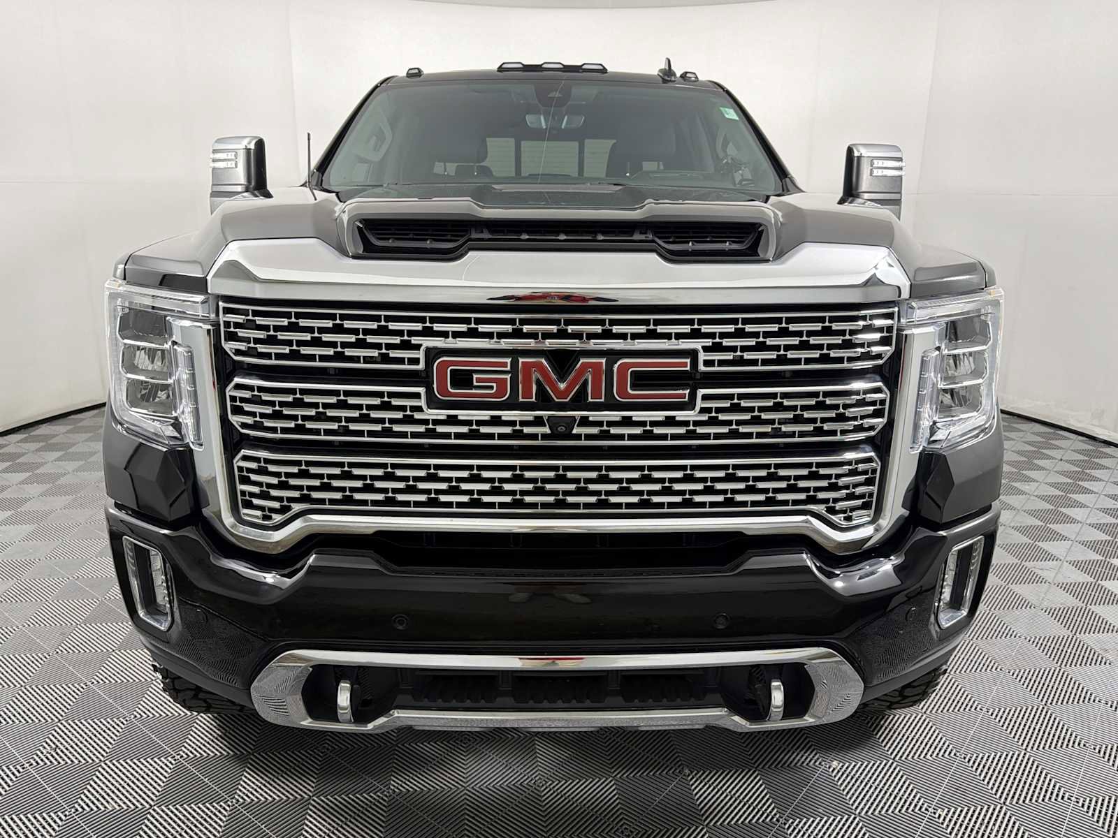 Used 2021 GMC Sierra 2500 Denali w/ Denali Ultimate Package image 3
