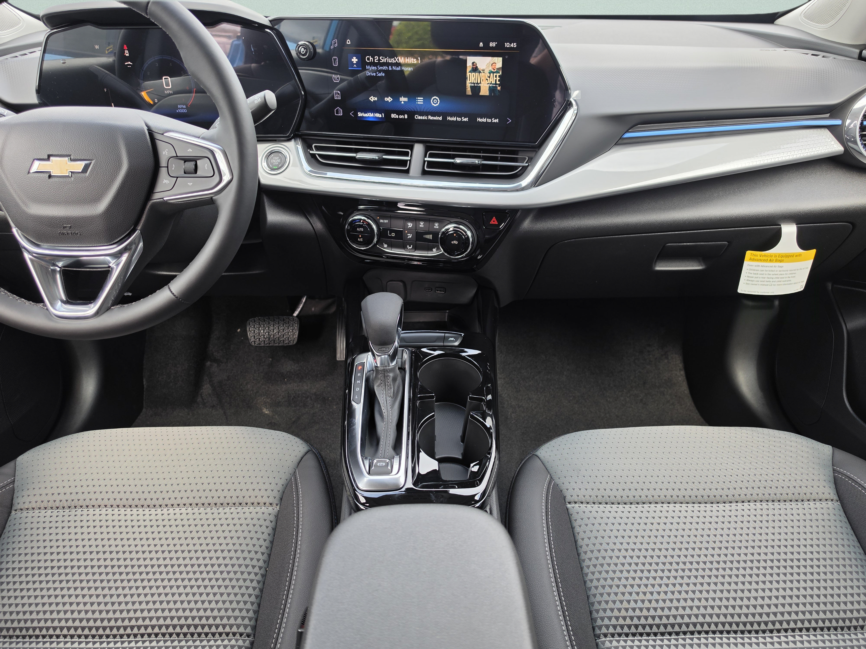 New 2026 Chevrolet Trax LT w/ Sunroof Package FWD image 20