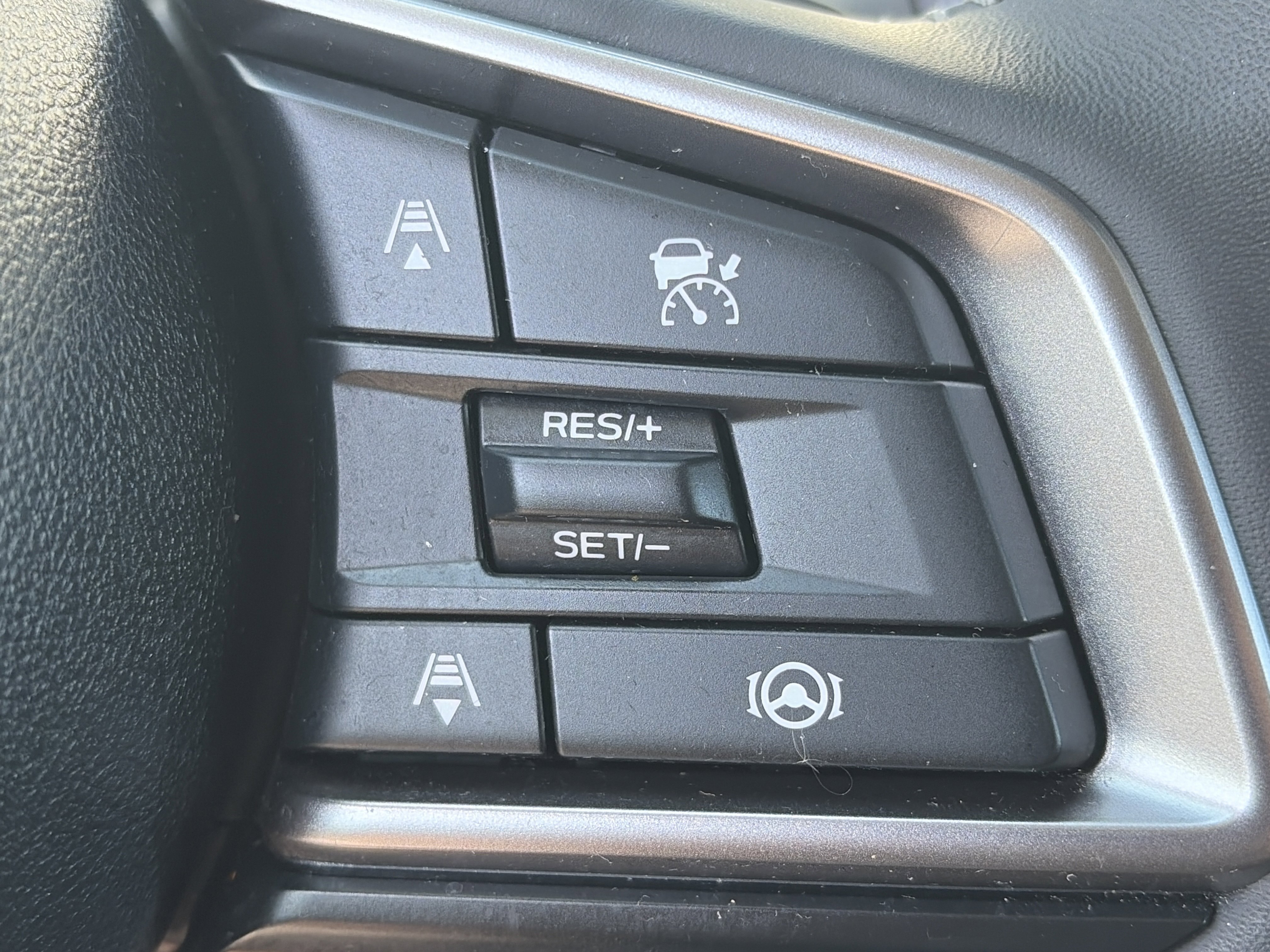 Used 2023 Subaru Ascent Touring AWD/4WD image 18