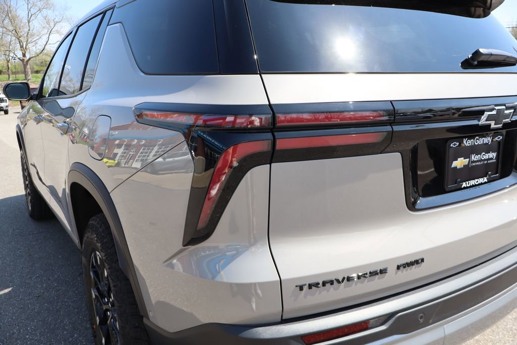 New 2026 Chevrolet Traverse Z71 w/ Enhanced Driving Package AWD/4WD image 36