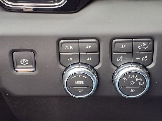 New 2026 GMC Sierra 2500 AT4 w/ AT4 Premium Plus Package image 17