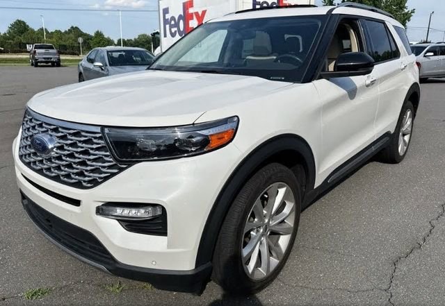 Used 2022 Ford Explorer Platinum w/ Equipment Group 601A AWD/4WD image 1