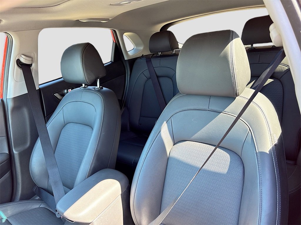 Used 2019 Hyundai Kona Limited image 20