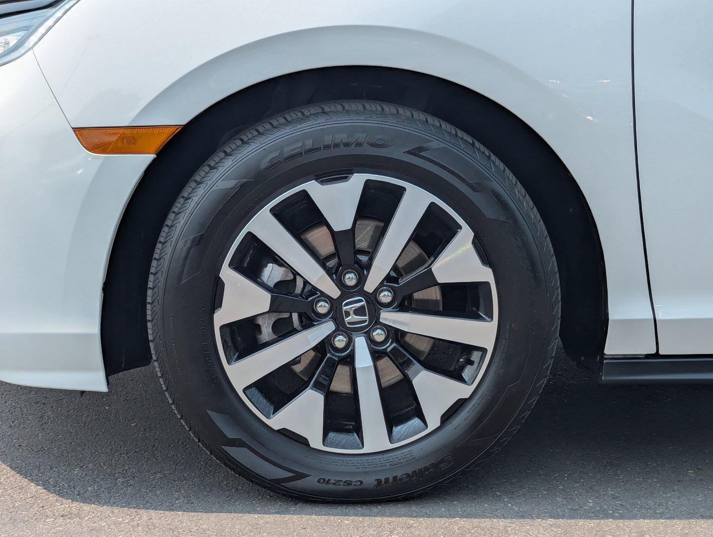 Used 2025 Honda Odyssey EX-L image 45