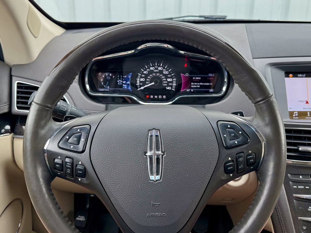 Used 2016 Lincoln MKT AWD w/ Equipment Group 201A image 20