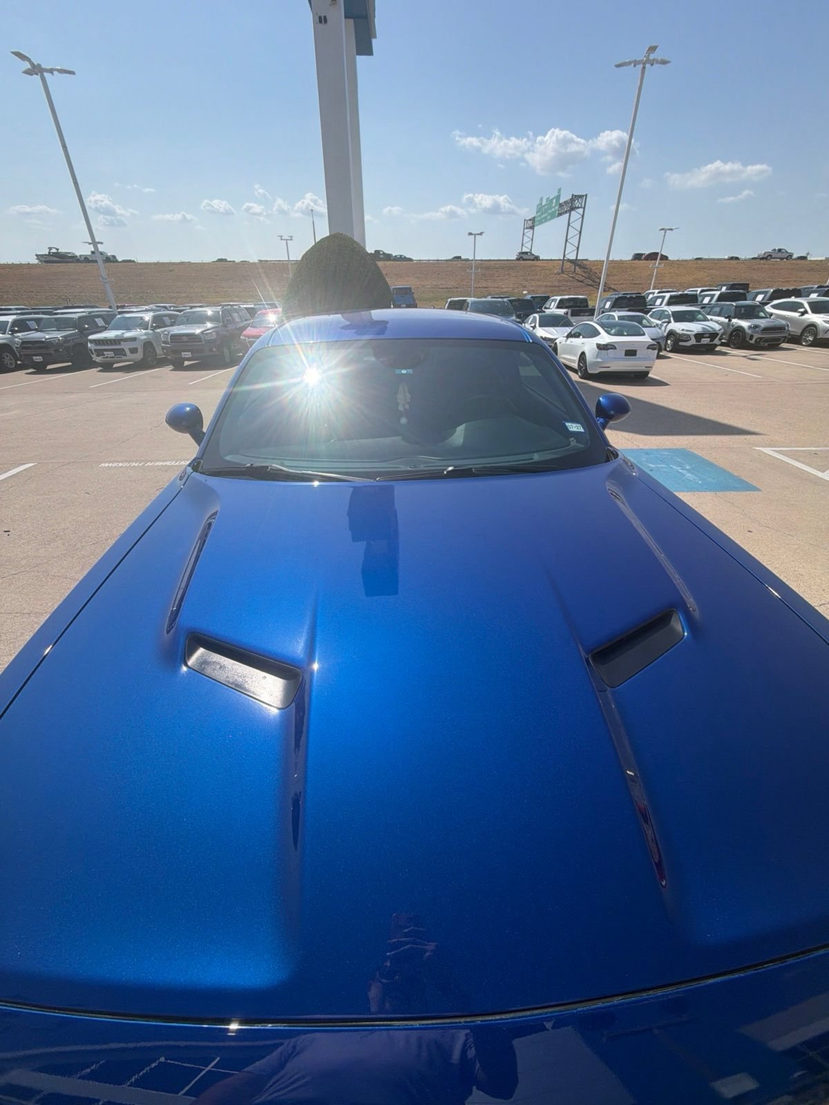 Used 2022 Dodge Challenger SXT w/ Plus Package RWD image 15