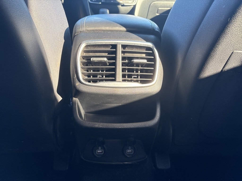 Used 2019 Hyundai Santa Fe SE image 22