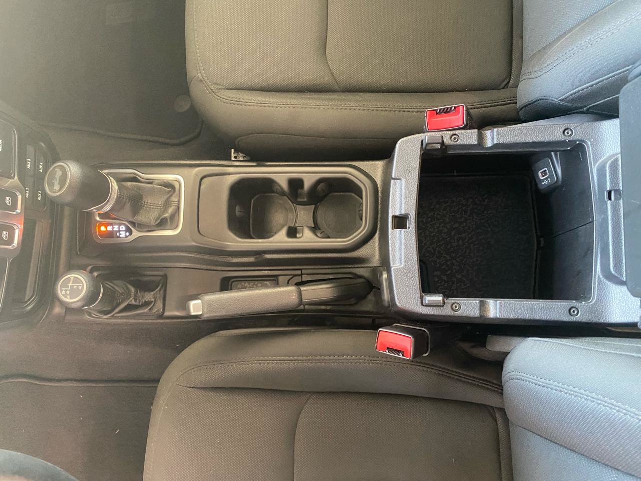Used 2021 Jeep Wrangler Sport AWD/4WD image 18