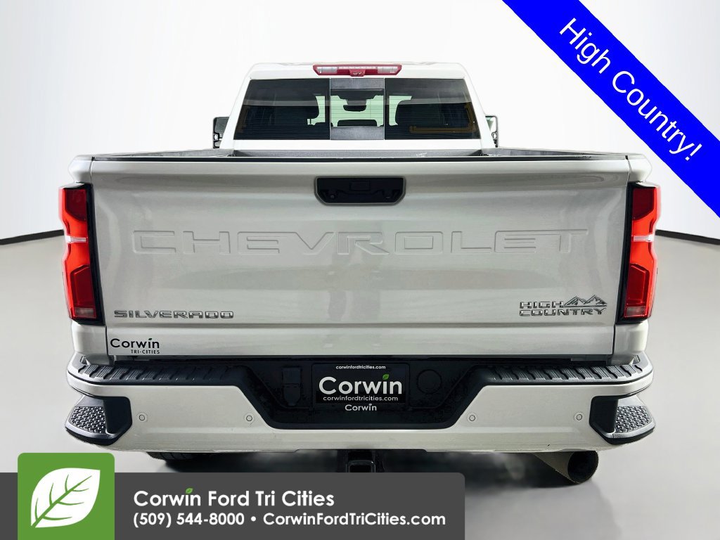 Used 2024 Chevrolet Silverado 3500 High Country w/ High Country Premium Package AWD/4WD image 13