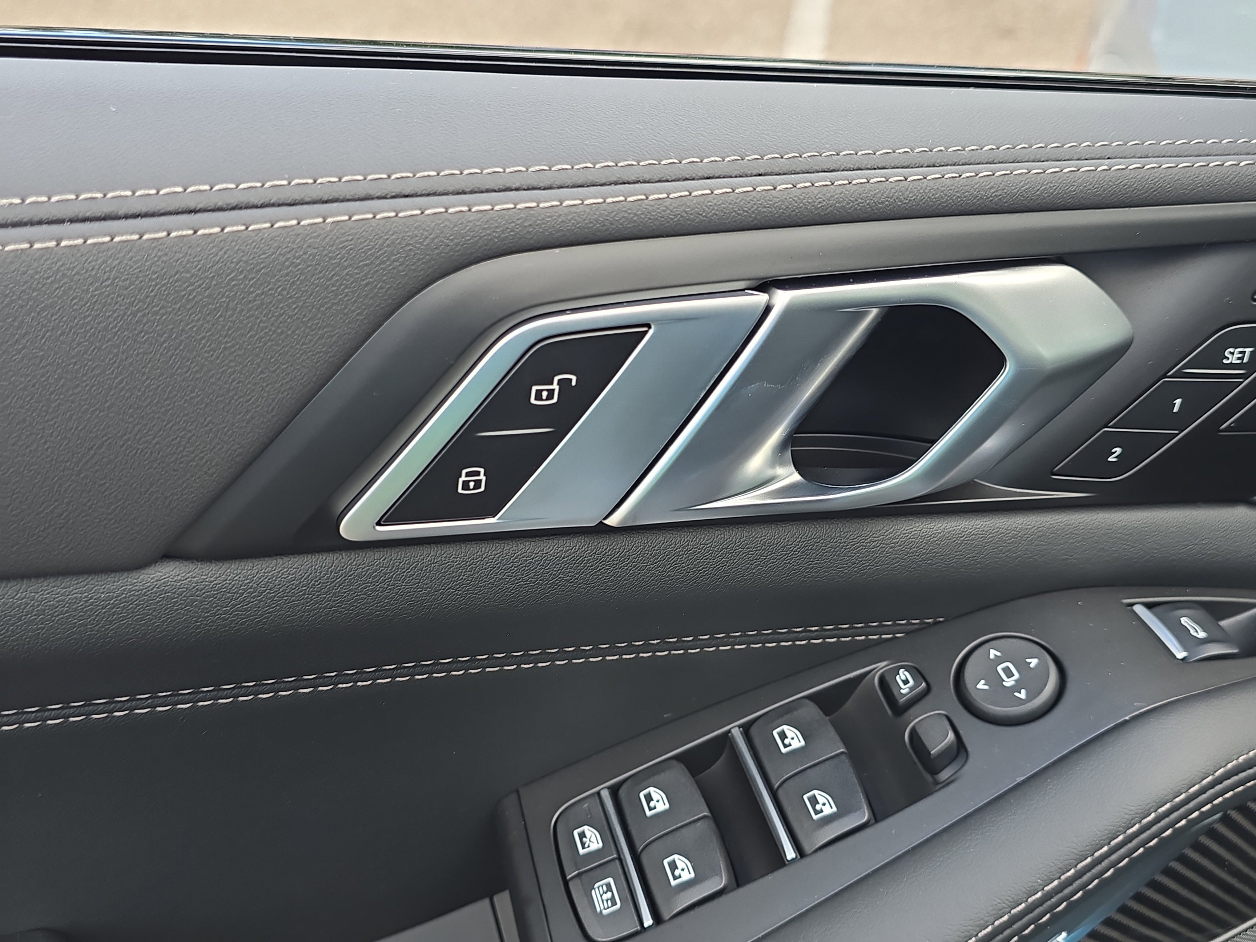 New 2026 BMW X7 M60i image 20