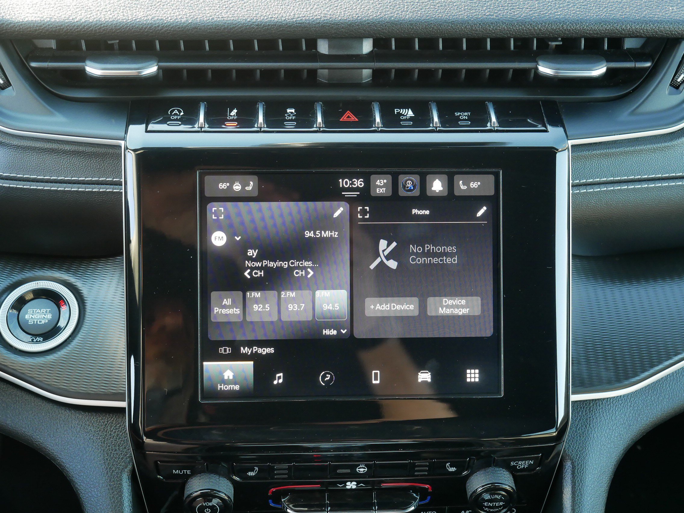 Used 2023 Jeep Grand Cherokee Altitude AWD/4WD image 22