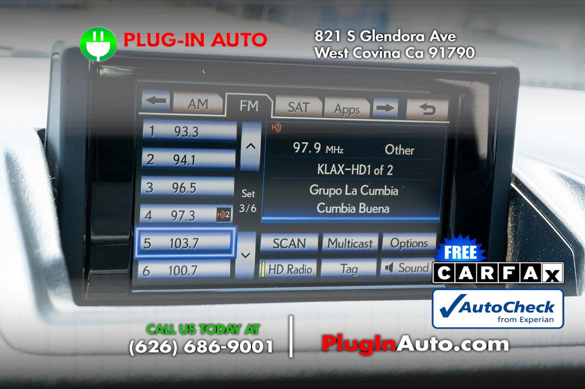 Used 2013 Lexus CT 200h w/ Leather Pkg FWD image 27