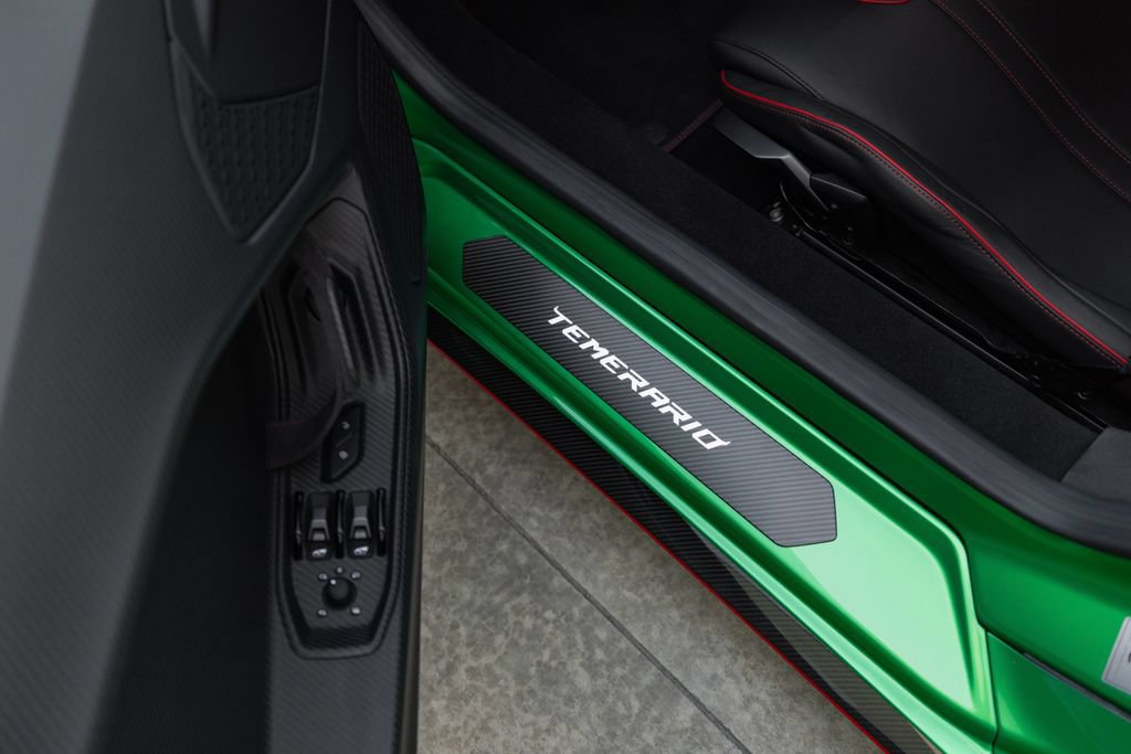 Used 2026 Lamborghini Temerario AWD/4WD image 22