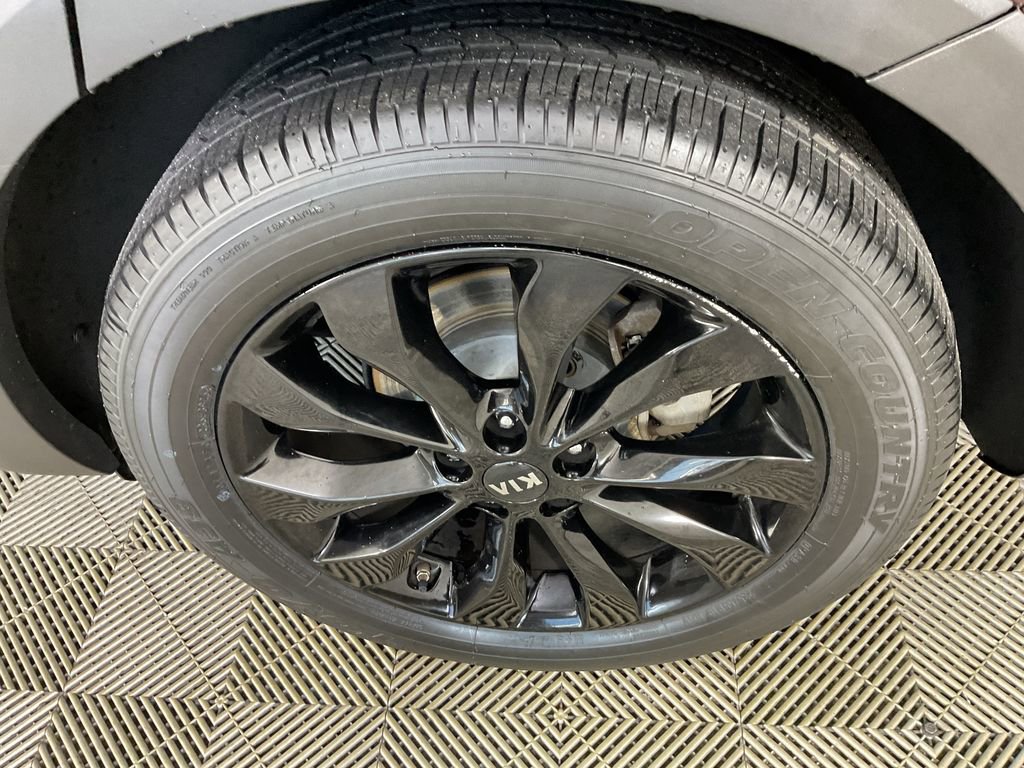 Used 2020 Kia Sorento S AWD/4WD image 6