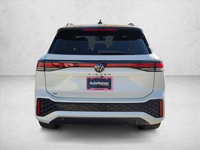 New 2026 Volkswagen Tiguan SE R-Line image 8