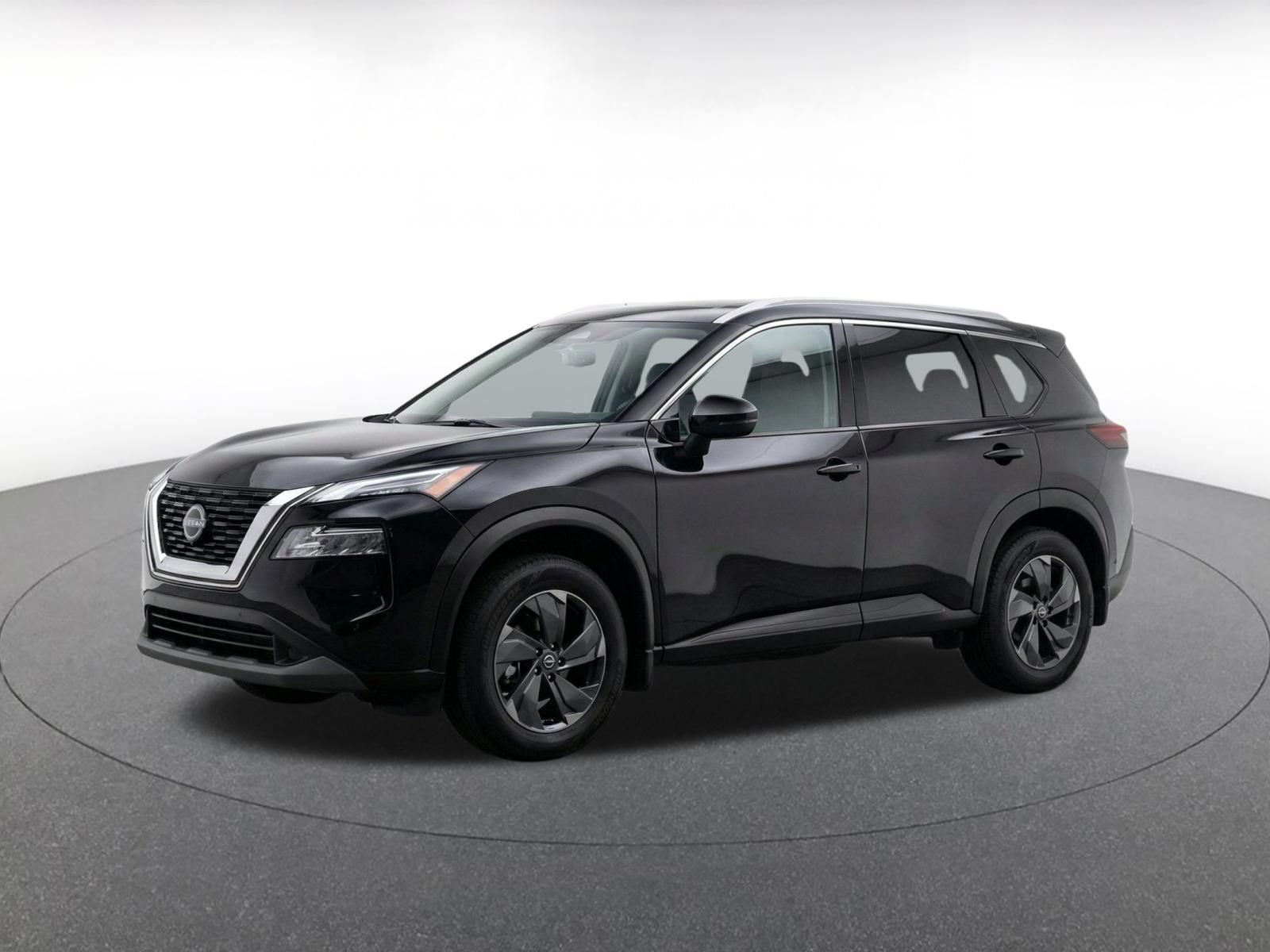 Used 2025 Nissan Rogue SV AWD/4WD image 3