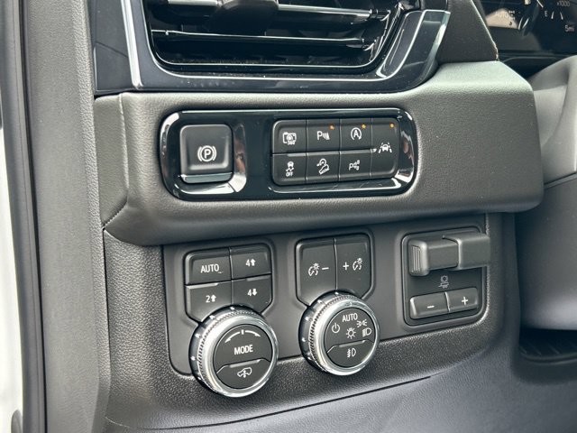 New 2026 GMC Yukon AT4 w/ AT4 Premium Plus Package AWD/4WD image 44
