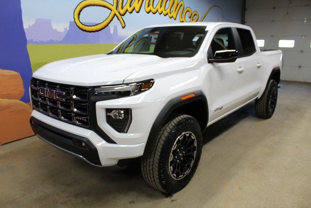 New 2026 GMC Canyon AT4 w/ AT4 Premium Package image 8