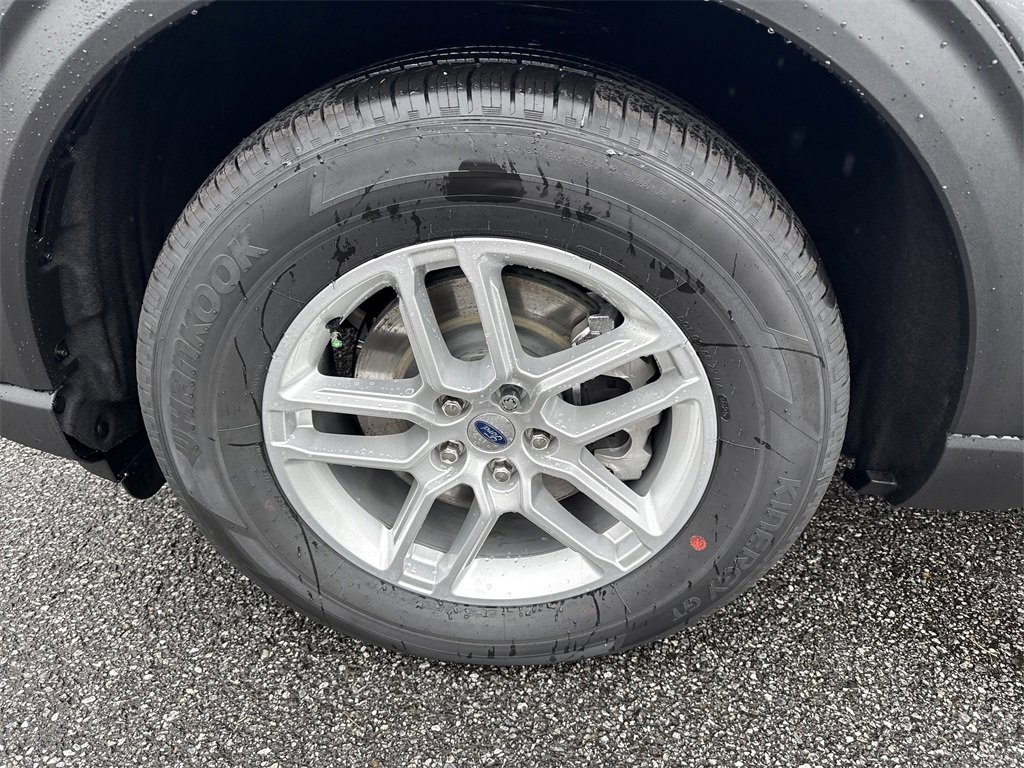 New 2026 Ford Explorer Active w/ Active Comfort Package image 11