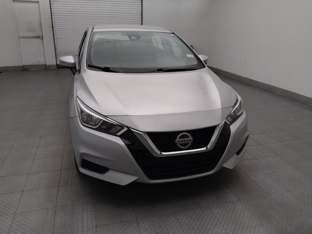 Used 2021 Nissan Versa SV FWD image 14