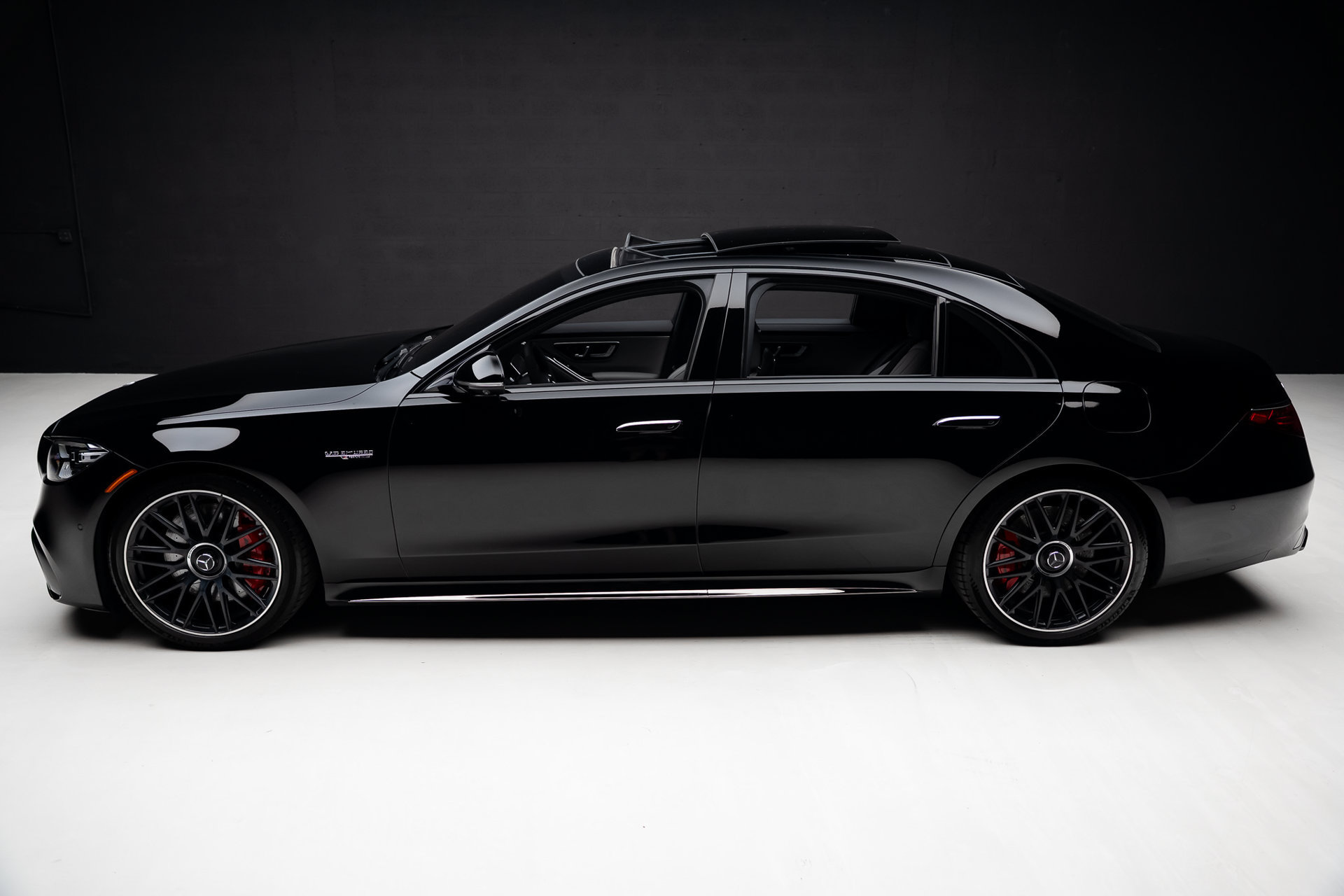 Used 2024 Mercedes-Benz S 63 AMG S image 18