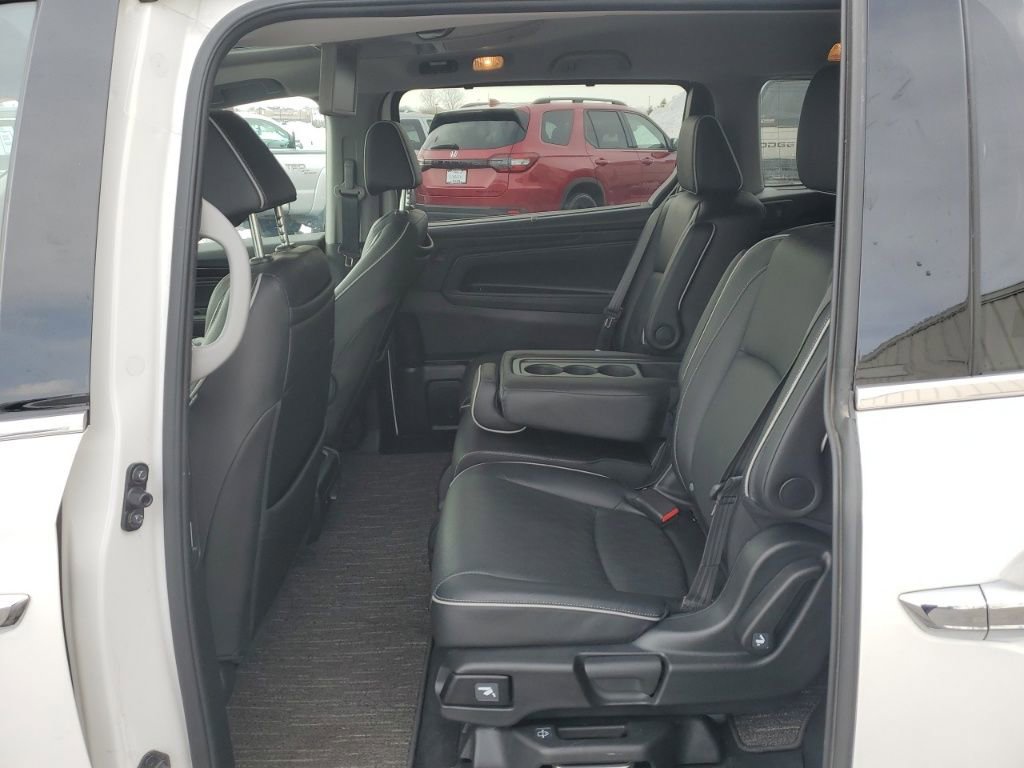 Used 2024 Honda Odyssey Elite image 25
