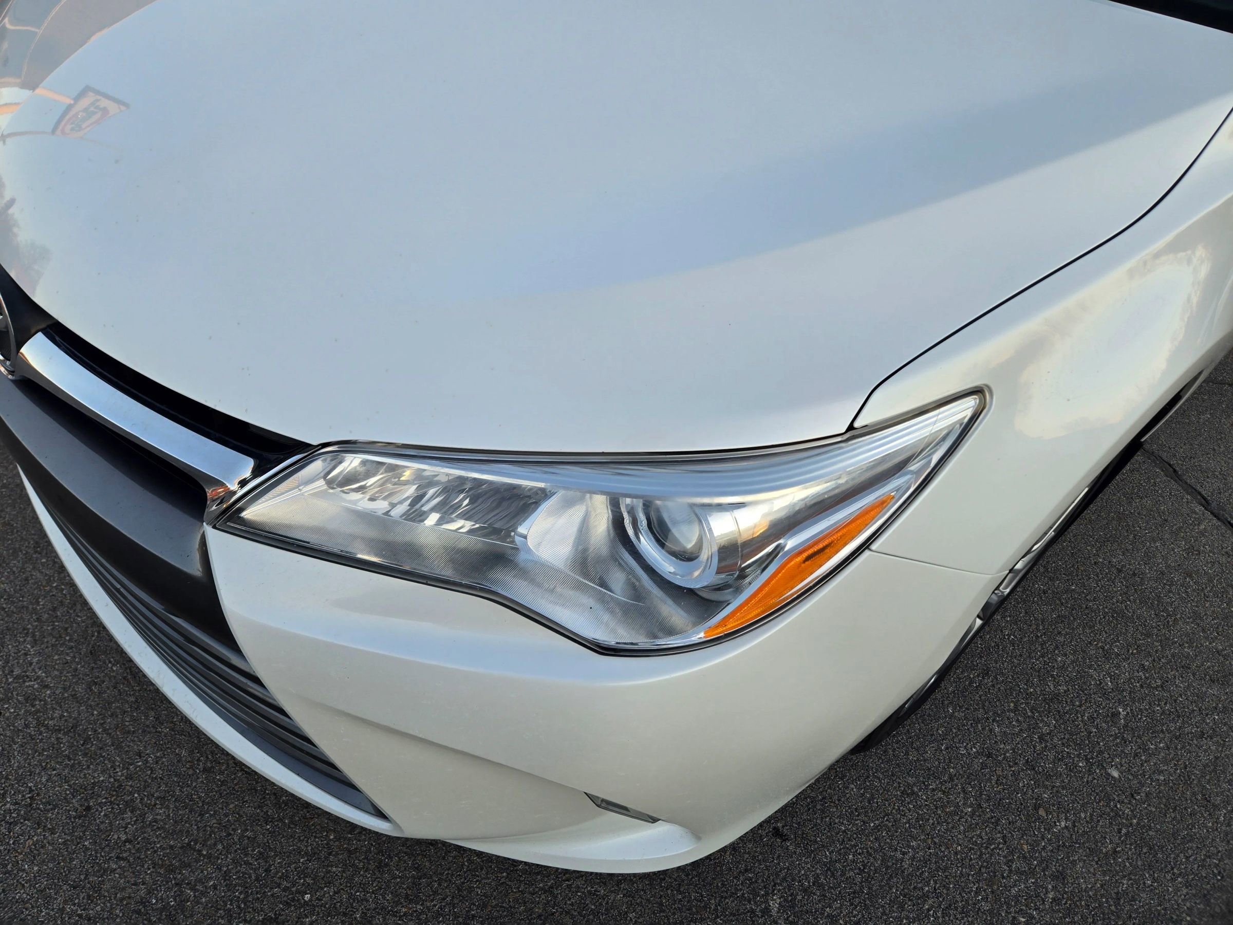 Used 2017 Toyota Camry XLE image 19