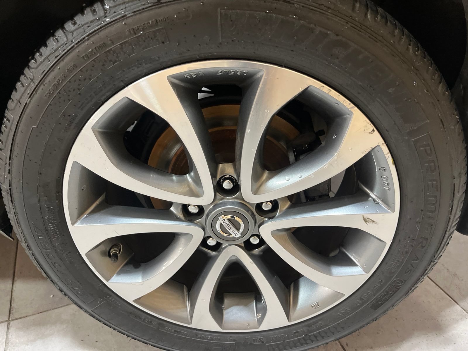 Used 2011 Nissan Juke SV w/ Sport Pkg FWD image 12