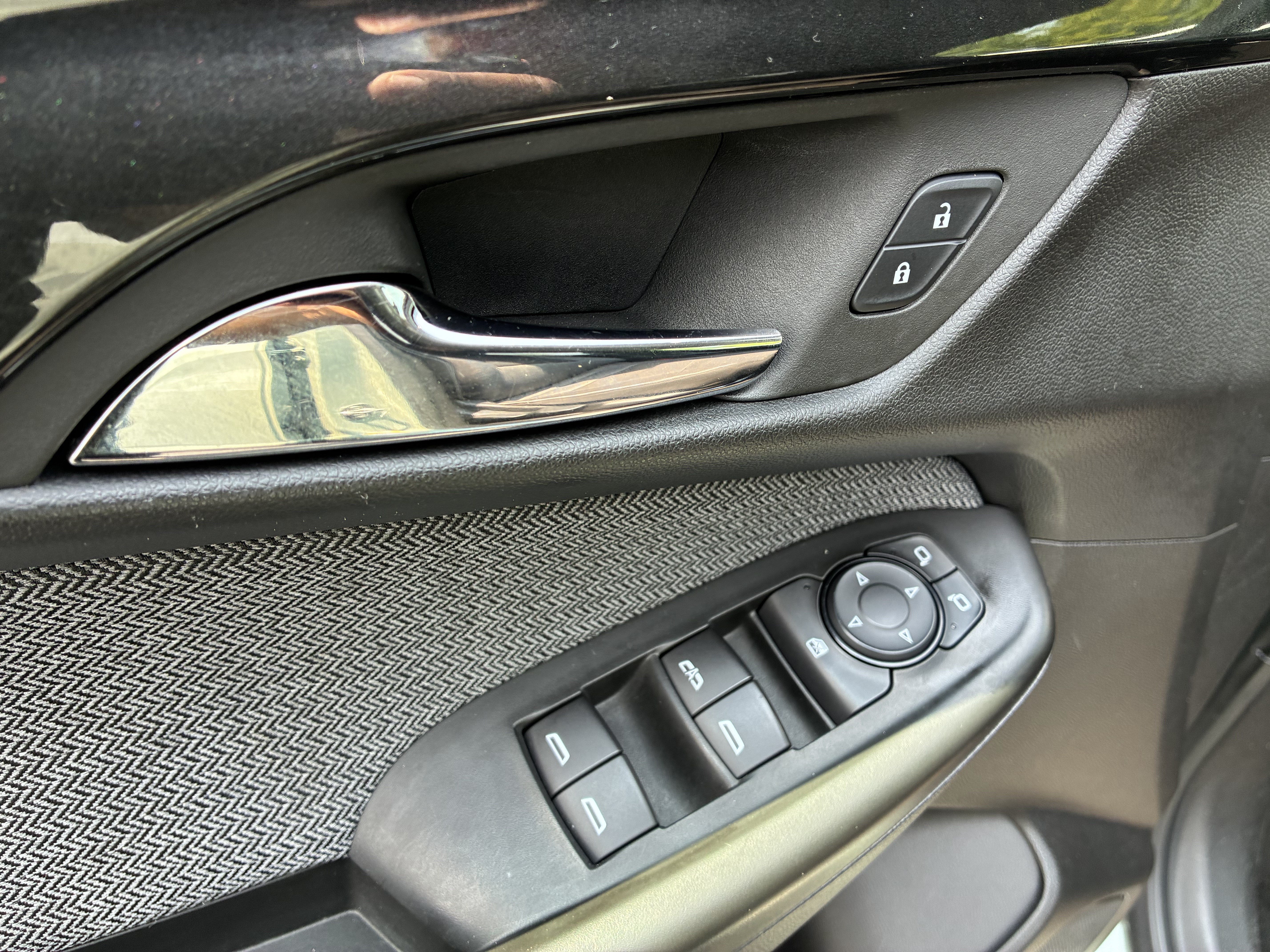 Used 2025 Chevrolet TrailBlazer LT FWD image 23
