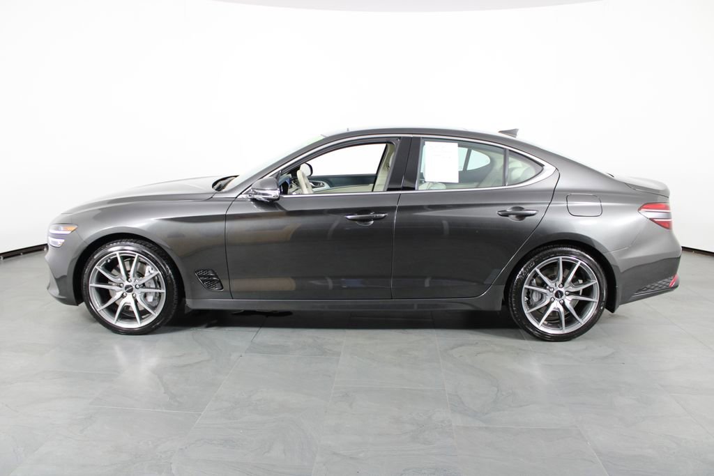 Used 2026 Genesis G70 2.5T Prestige image 10