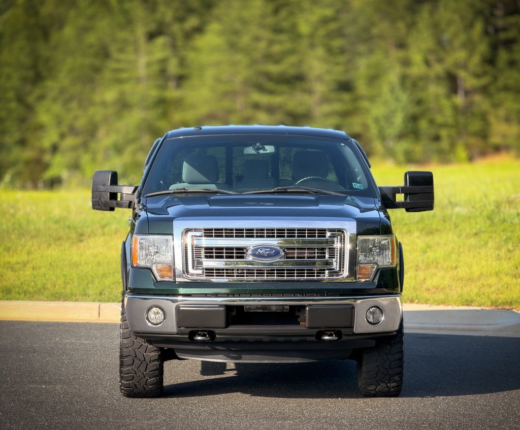 Used 2014 Ford F150 XLT w/ Equipment Group 302A Luxury AWD/4WD image 12