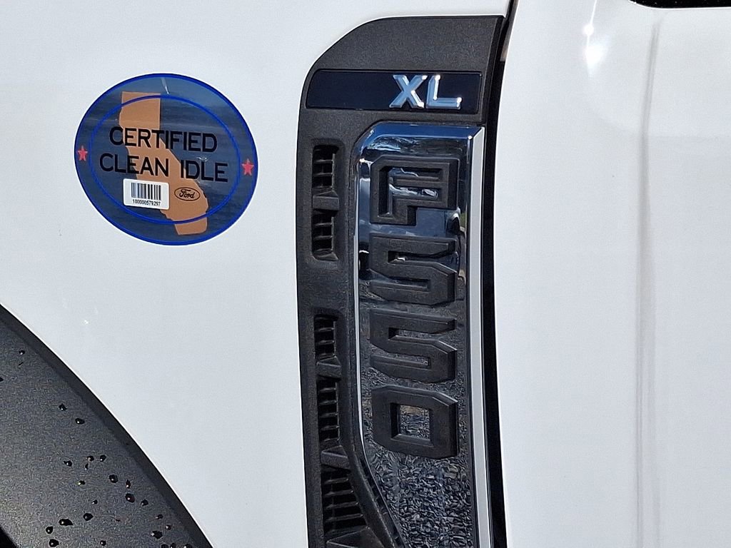 New 2025 Ford F550 XL image 17