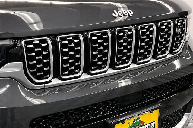 Used 2022 Jeep Grand Cherokee L Summit w/ Advanced Protech Group IV image 35