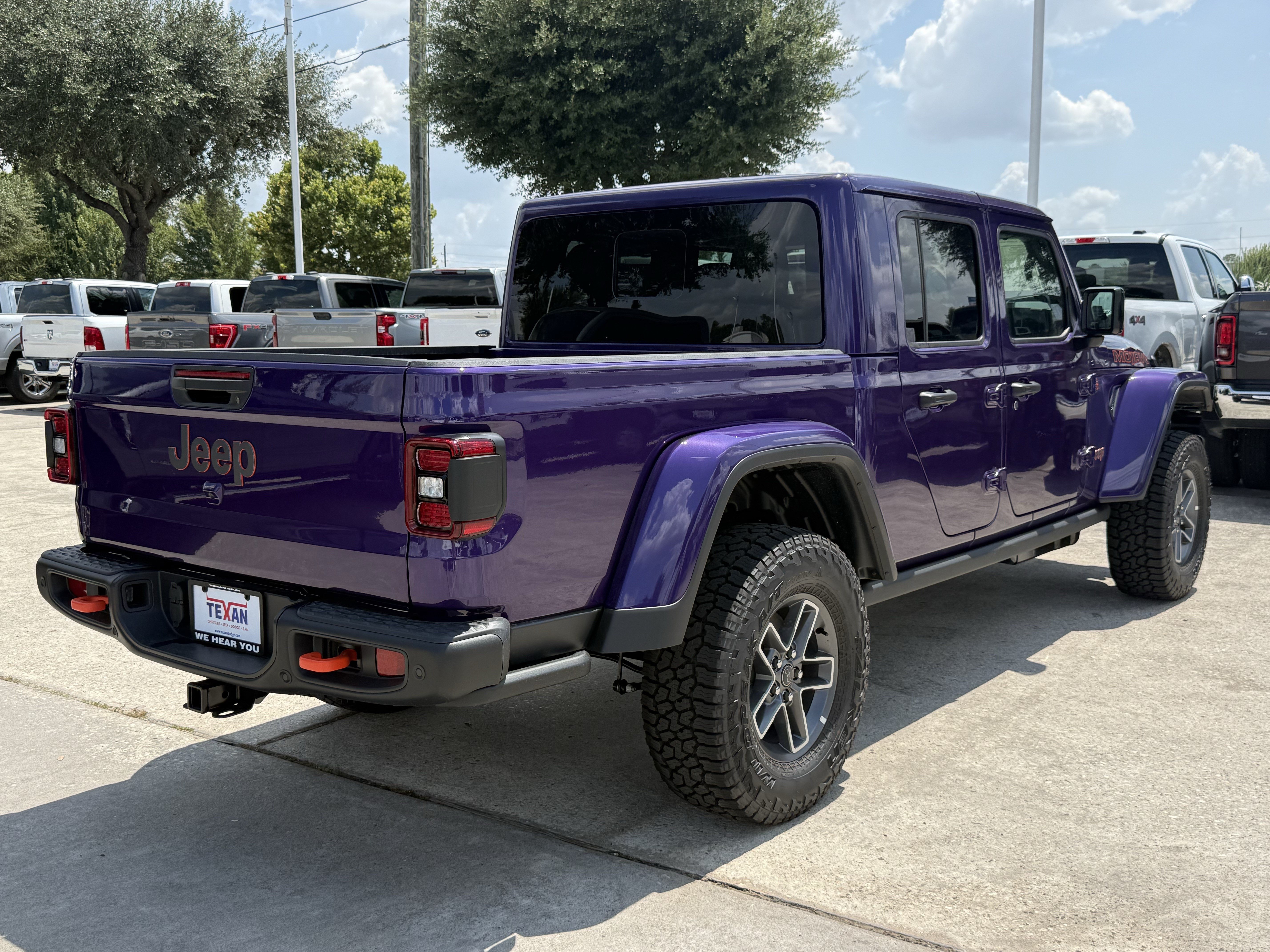New 2026 Jeep Gladiator Mojave AWD/4WD image 5