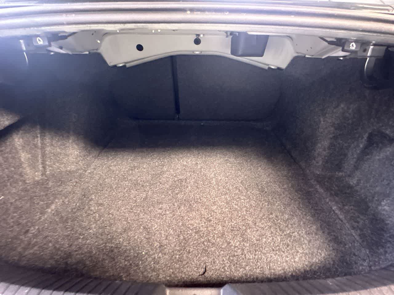 Used 2022 Volkswagen Jetta SEL FWD image 25