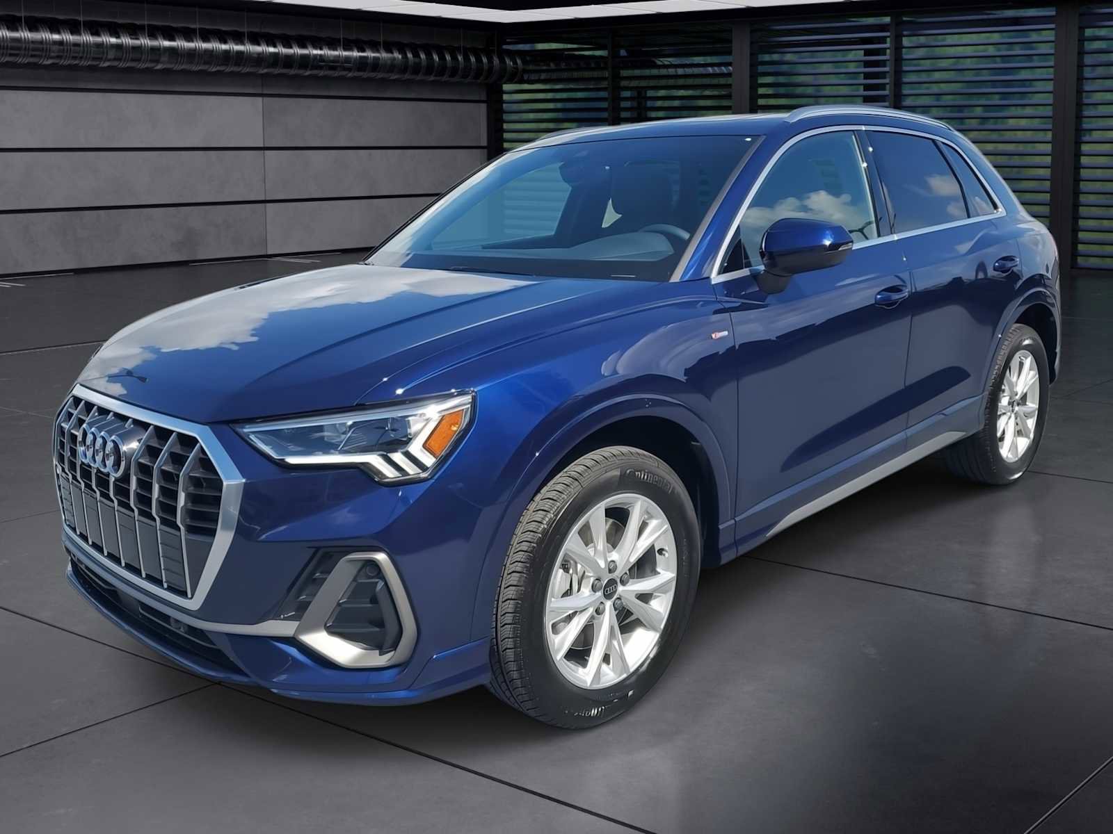 New 2025 Audi Q3 2.0T Premium