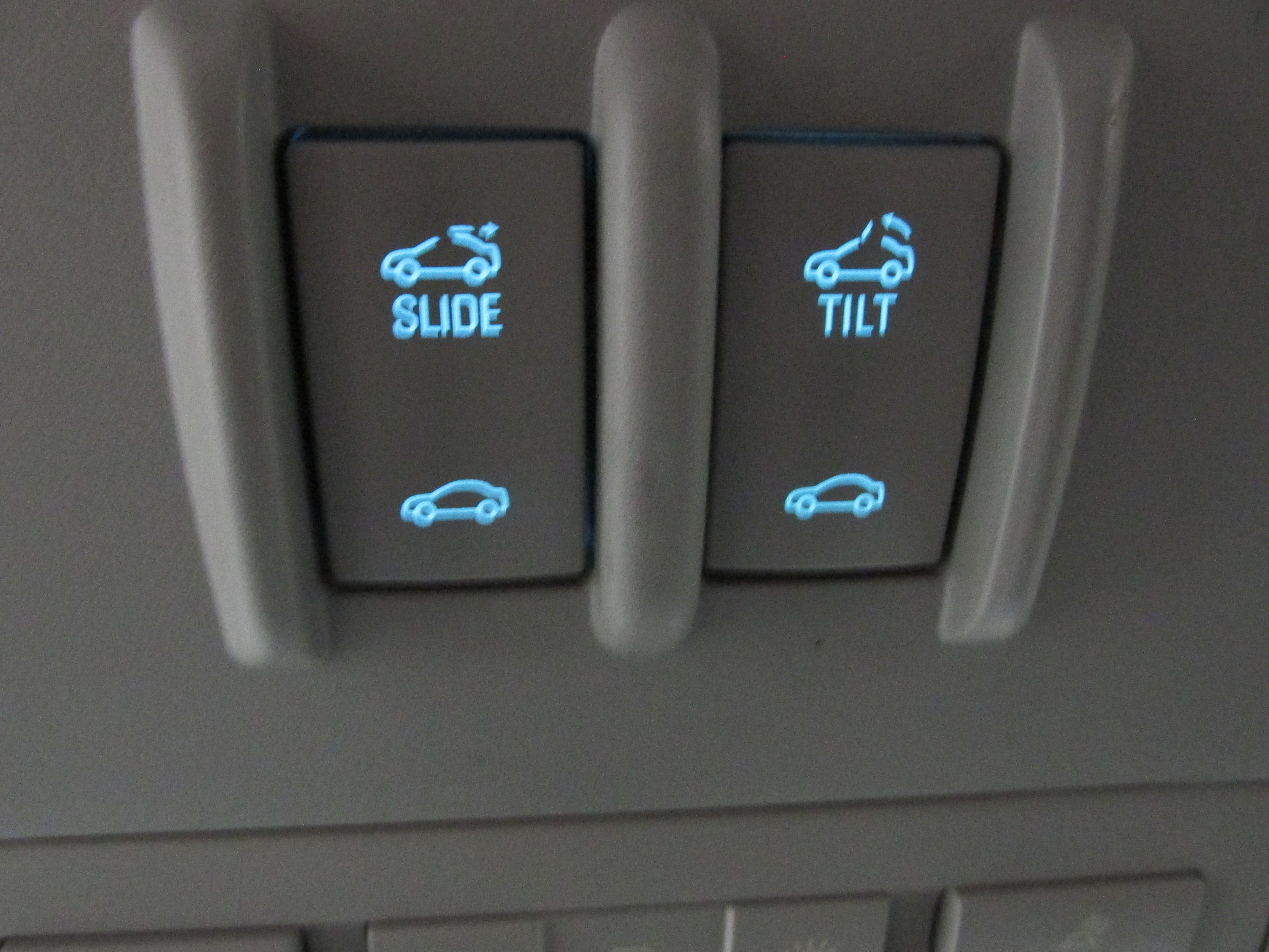 Used 2014 Buick Encore Convenience image 32