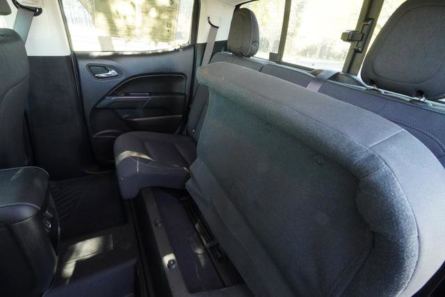 Used 2022 Chevrolet Colorado LT w/ LT Convenience Package image 31