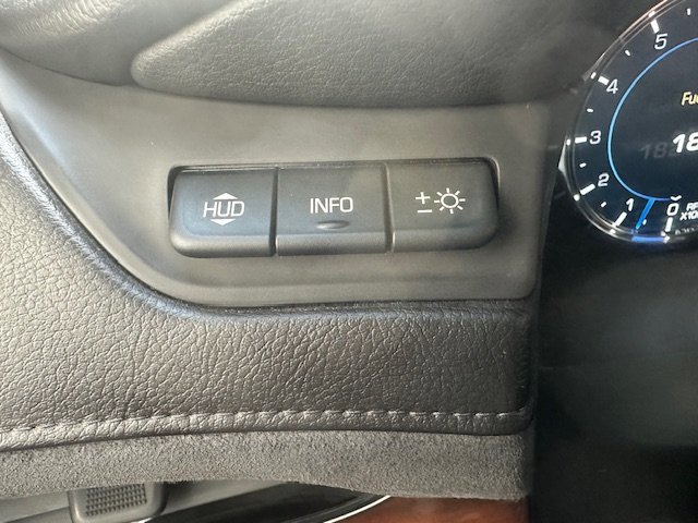 Used 2017 Cadillac Escalade ESV Luxury image 23