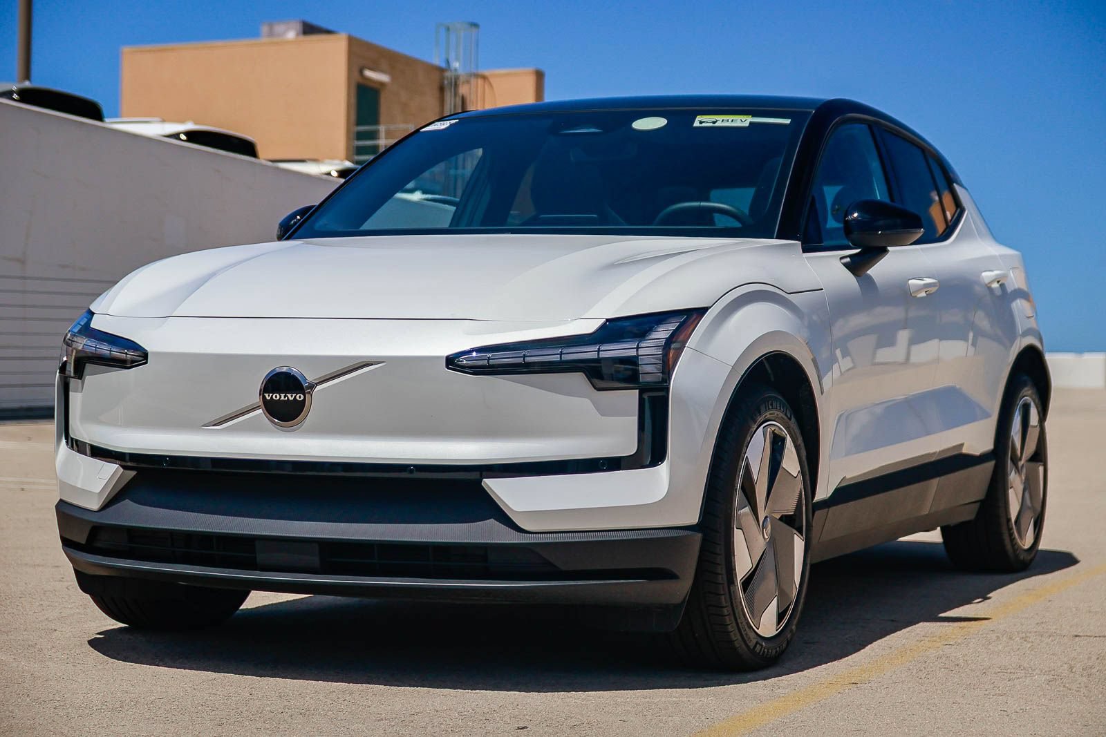 New 2026 Volvo EX30 Plus AWD/4WD image 3