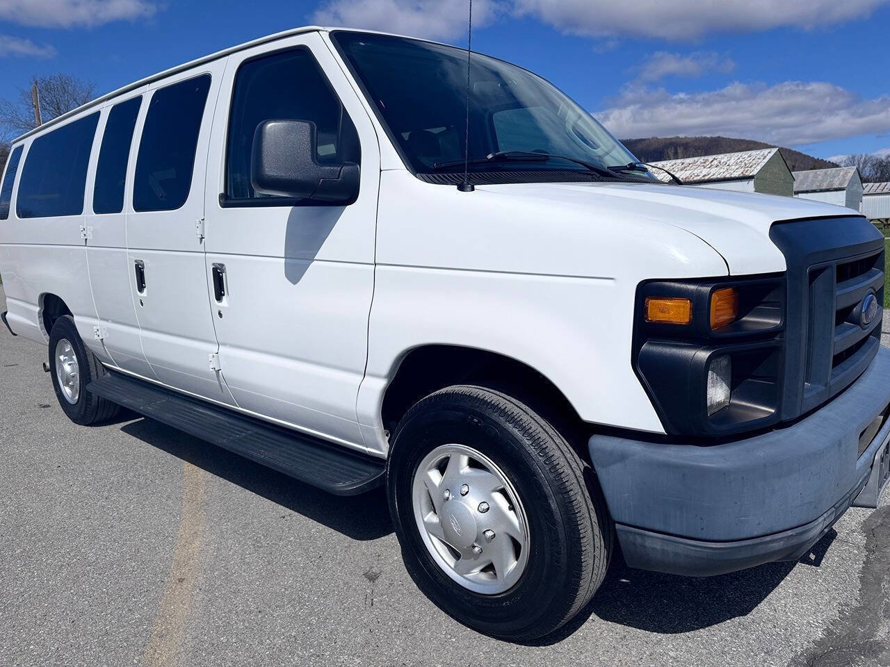 Used 2014 Ford E-350 and Econoline 350 XL
