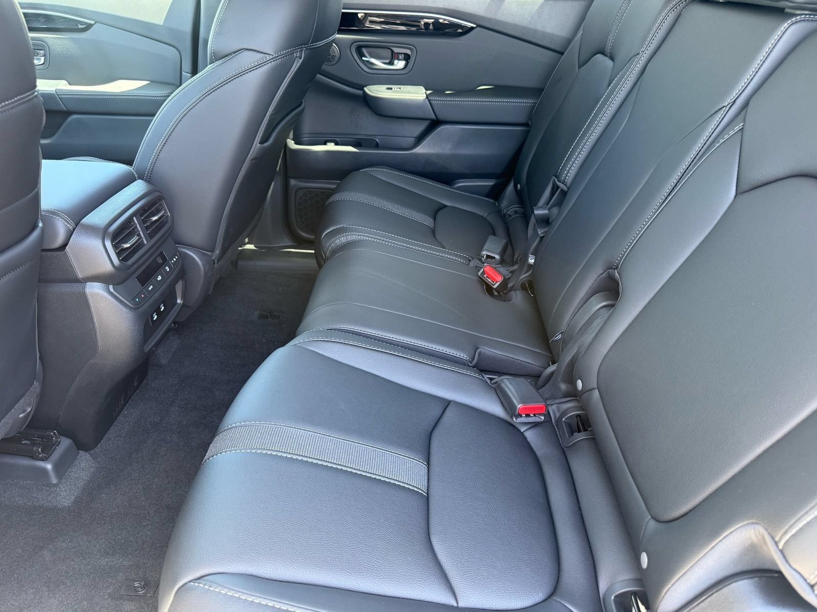 Used 2026 Honda Pilot EX-L image 27