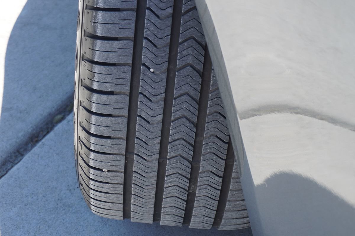 Used 2017 Mercedes-Benz E 300 image 3