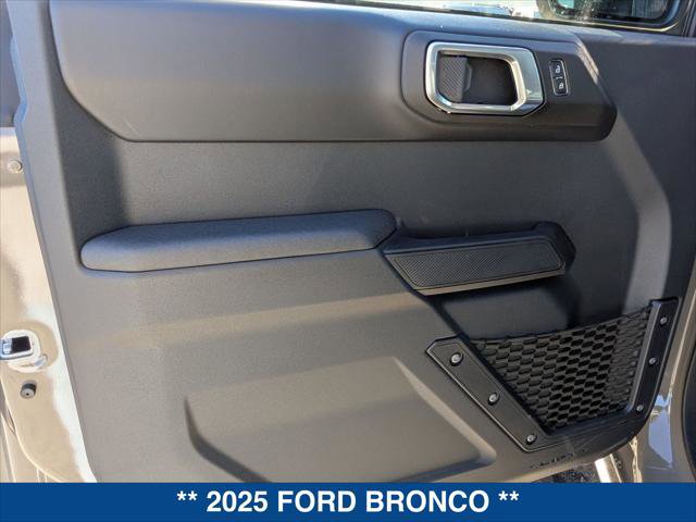 New 2025 Ford Bronco Badlands w/ Sasquatch Package image 9