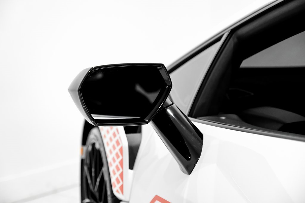 Used 2024 Lamborghini Huracan STO image 33