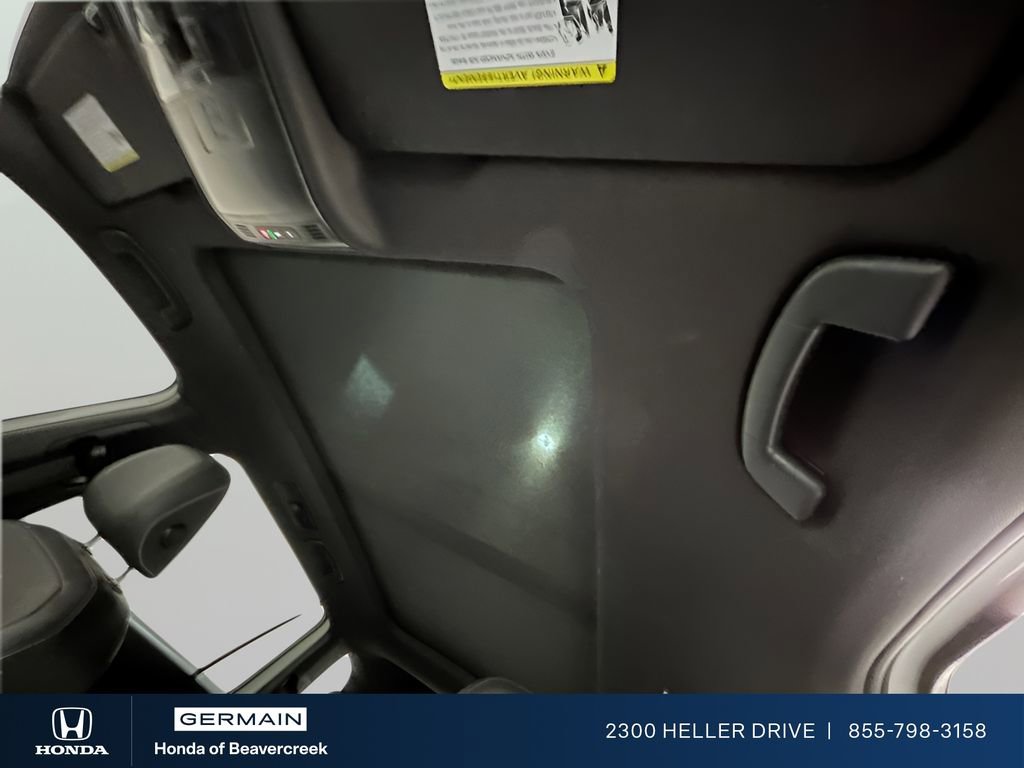 Used 2022 Volkswagen Tiguan SEL R-Line image 20