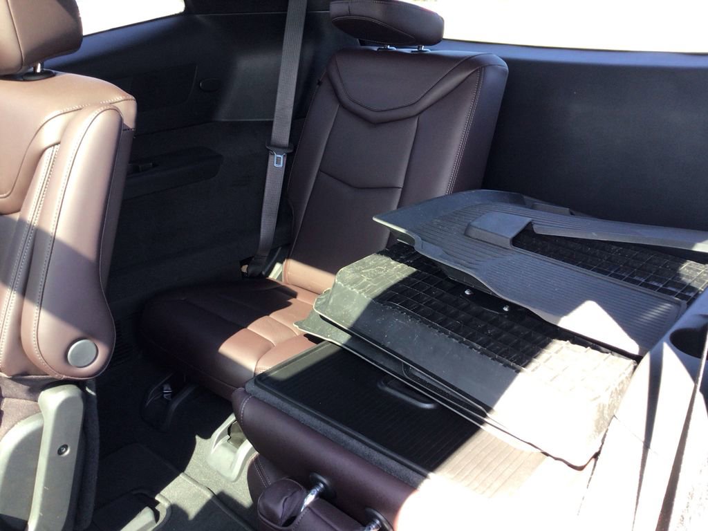 Used 2024 Cadillac XT6 Premium Luxury w/ Technology Package image 15